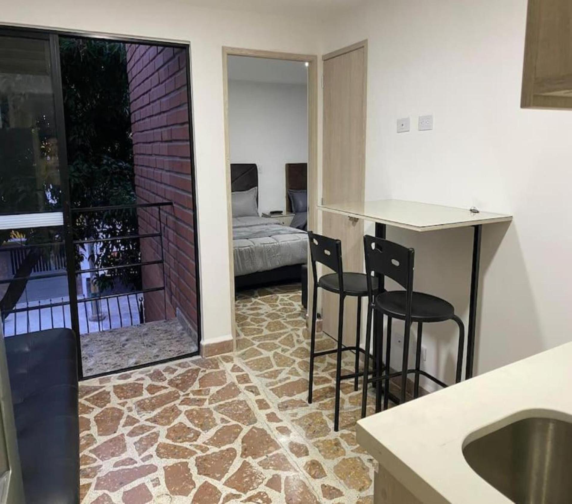 Centrico Y Moderno Vive En Familia 207